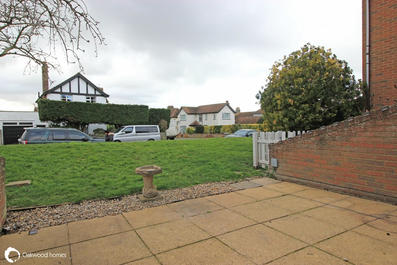 Properties For Sale in Claire Court, Kent Gardens 