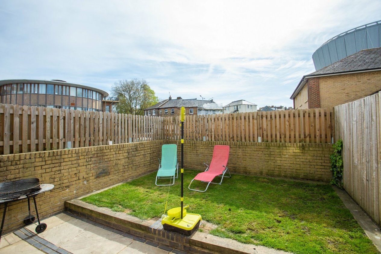 Properties Under Offer in Clarence Street Folkestone