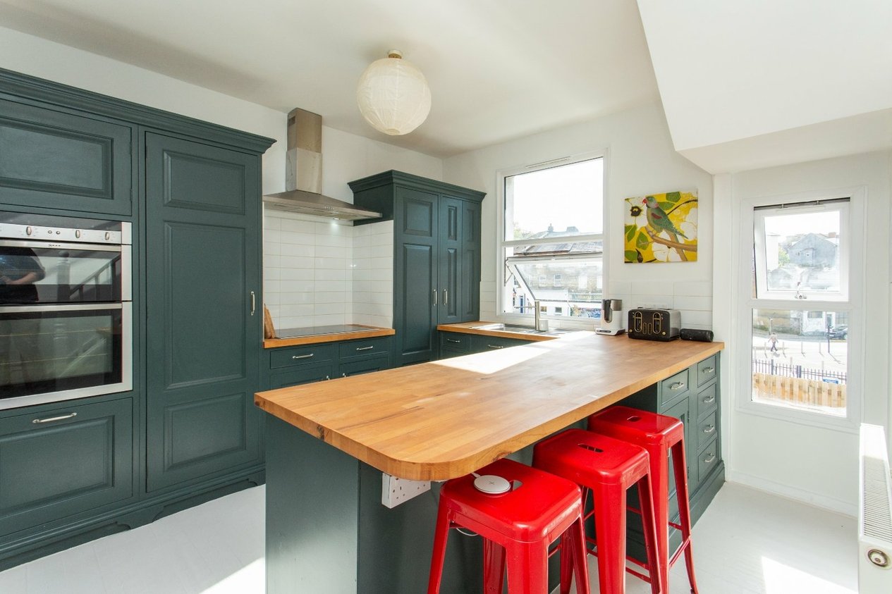 Properties Under Offer in Clarence Street Folkestone