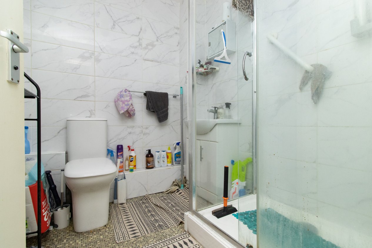Properties For Sale in Clarendon Road Margate