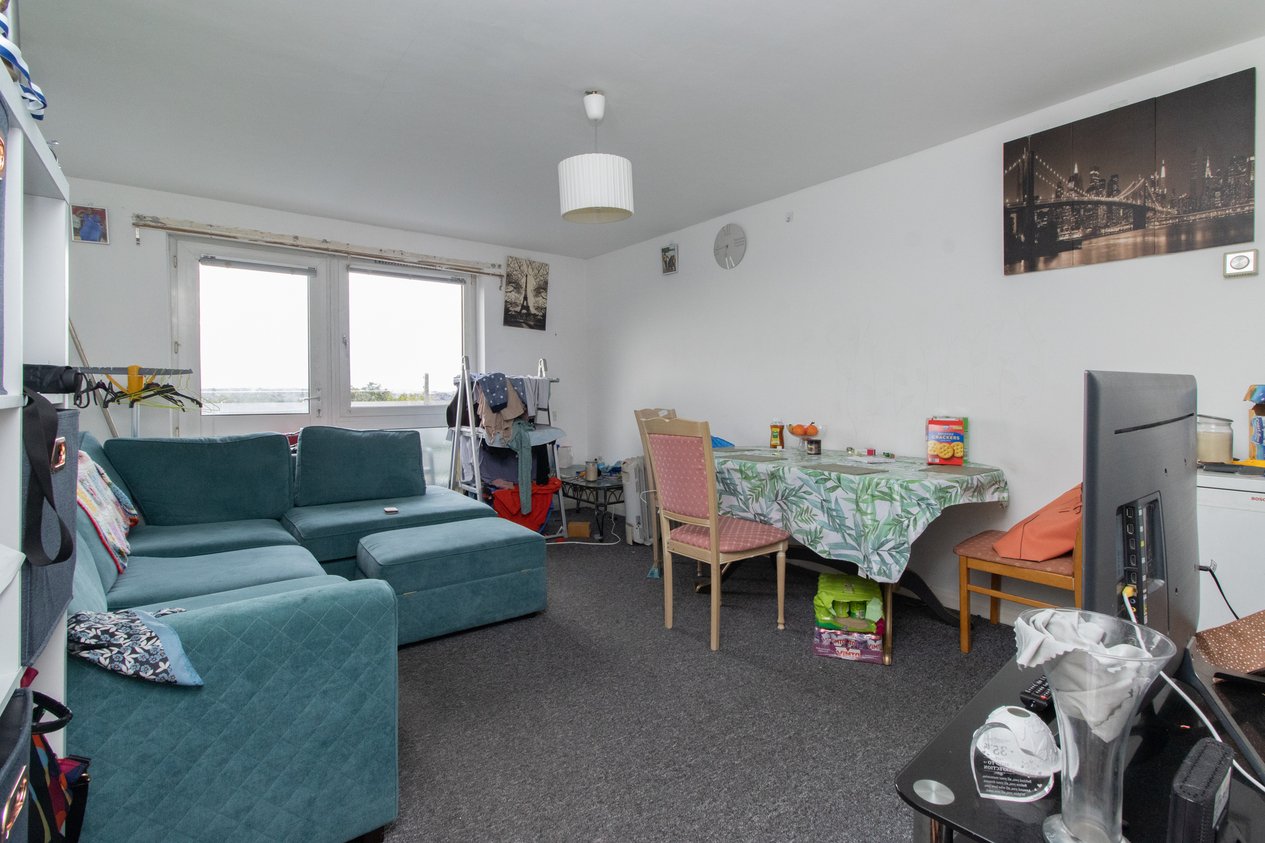 Properties For Sale in Clarendon Road Margate
