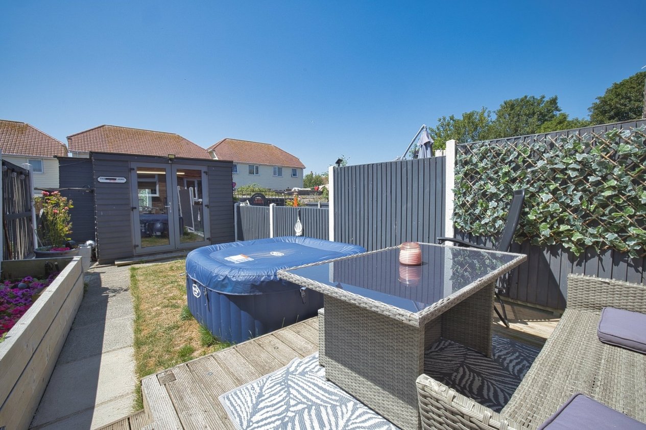 Properties Under Offer in Clements Road Ramsgate