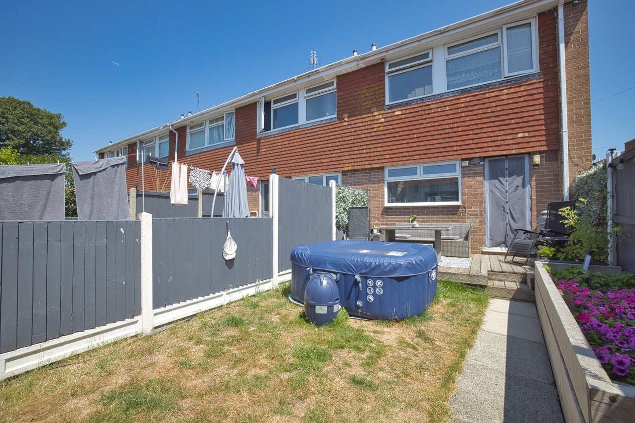 Properties Under Offer in Clements Road Ramsgate