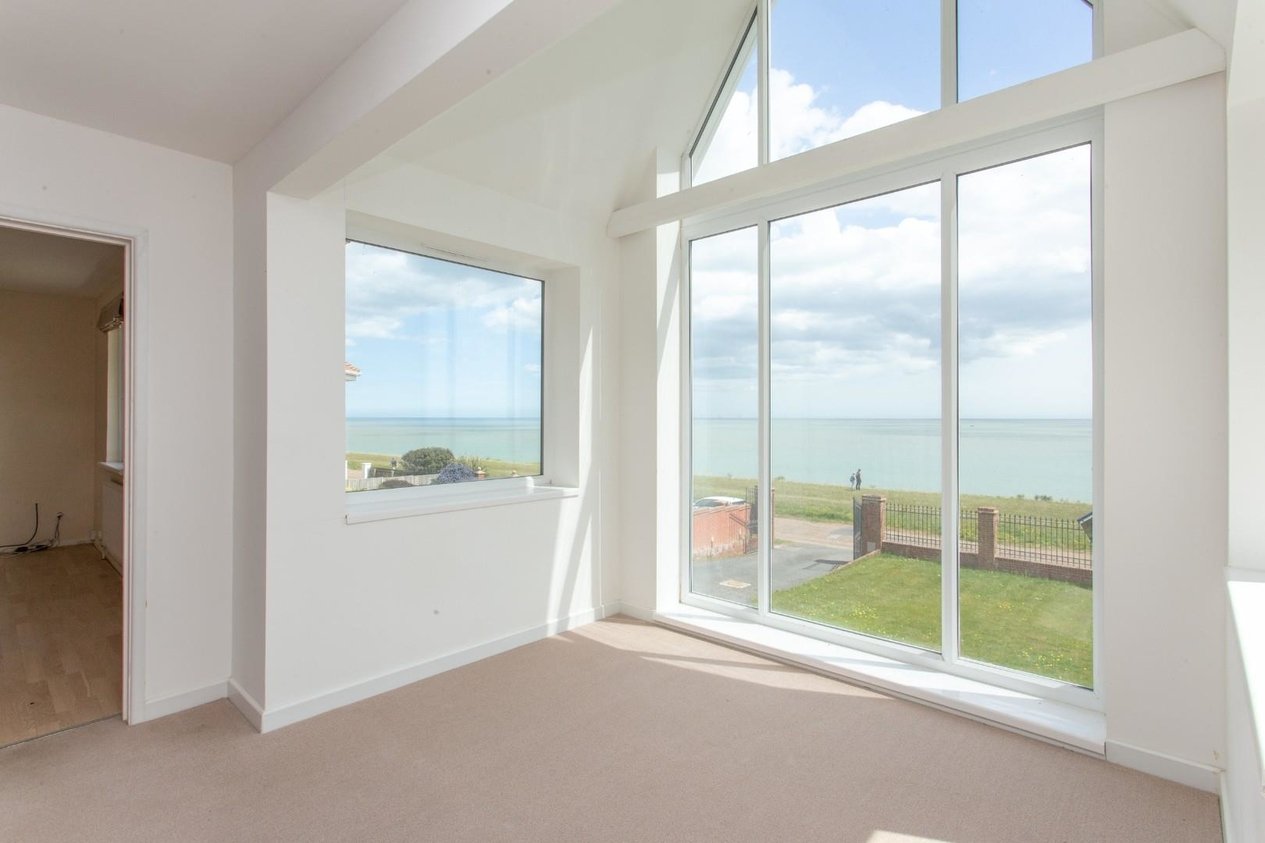 Properties For Sale in Cliff Promenade North Foreland
