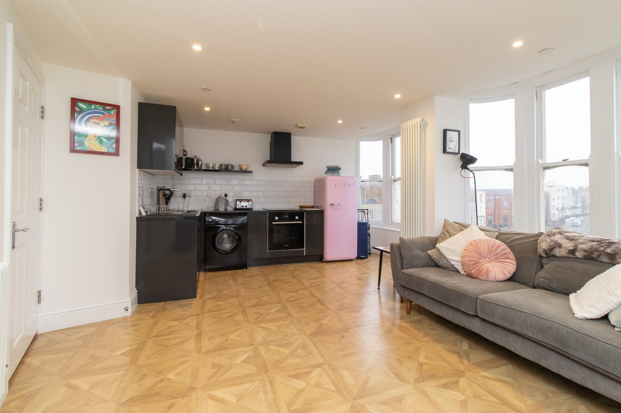 Properties Under Offer in Cliff Terrace Margate