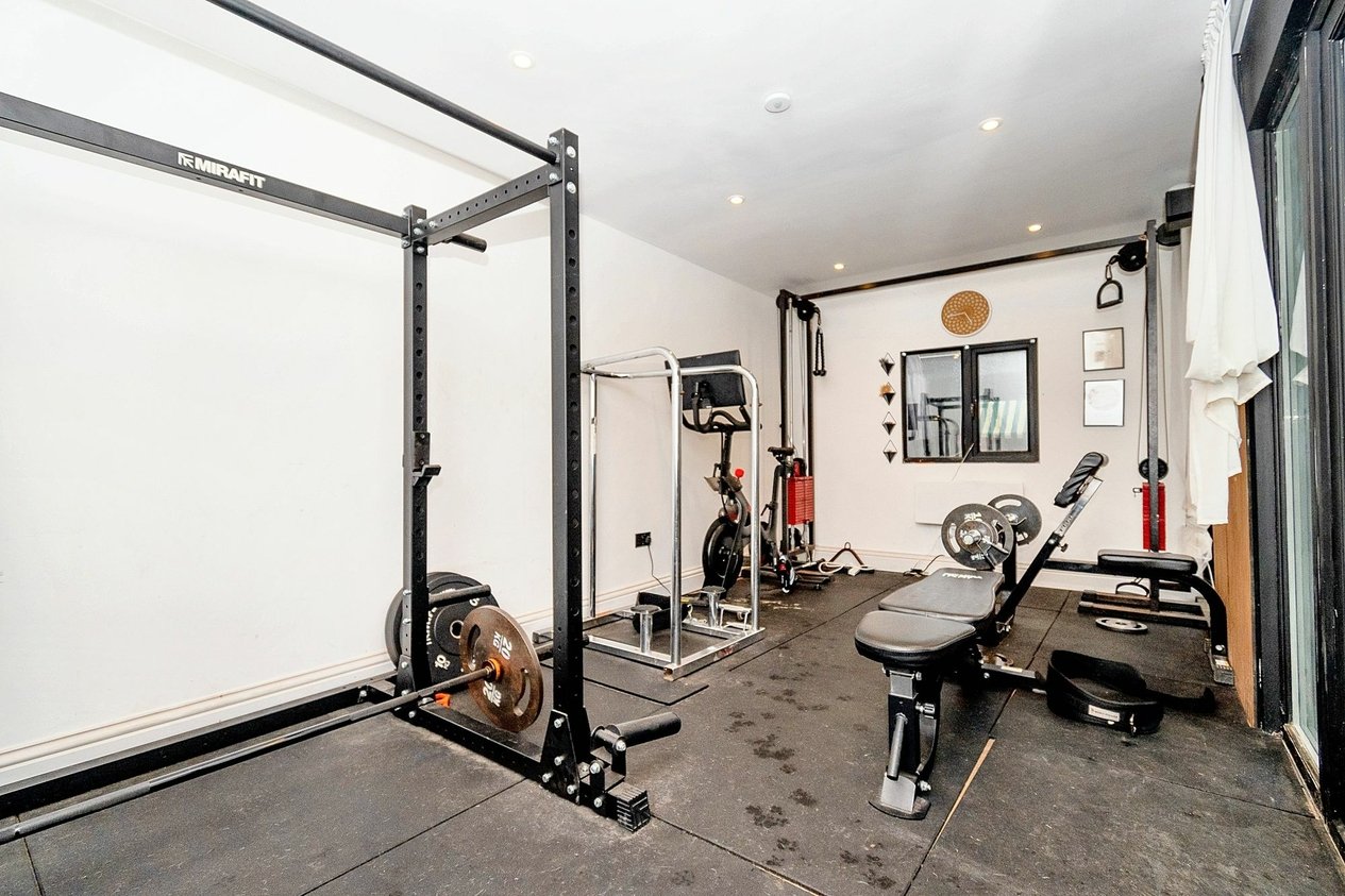 Properties For Sale in Cliff View Road  Cliffsend