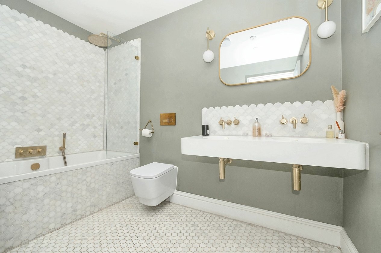 Properties For Sale in Cliff View Road  Cliffsend
