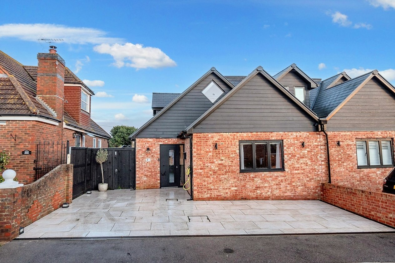 Properties For Sale in Cliff View Road  Cliffsend