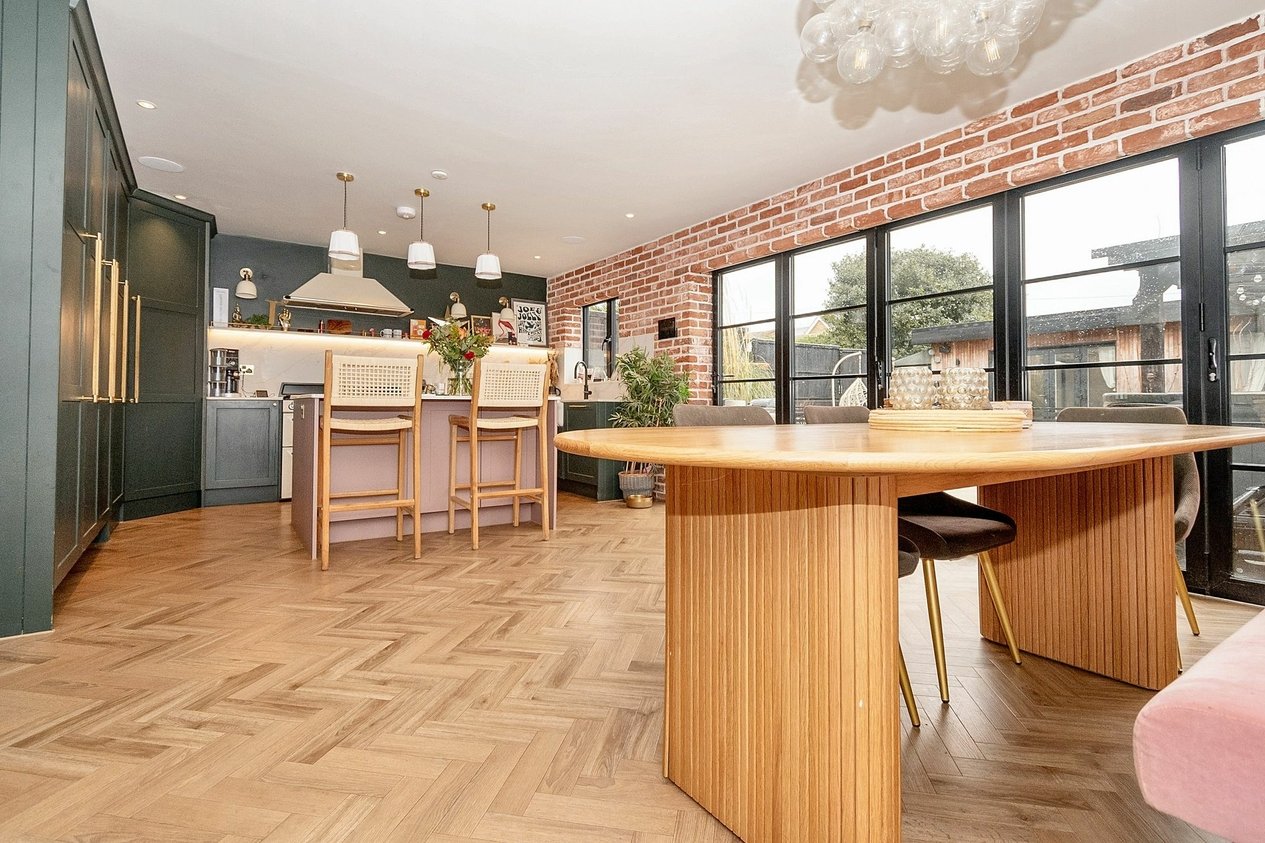 Properties For Sale in Cliff View Road  Cliffsend
