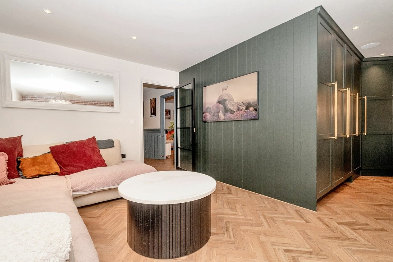 Properties For Sale in Cliff View Road  Cliffsend