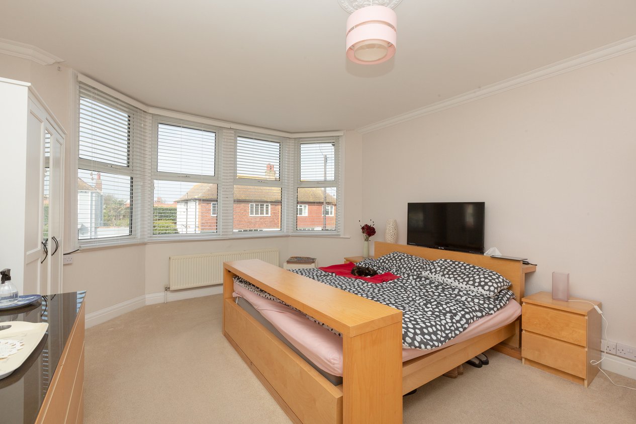 Properties Under Offer in Cliffe Avenue Margate