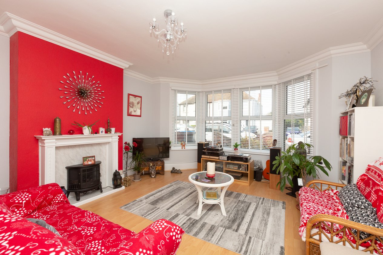 Properties Under Offer in Cliffe Avenue Margate