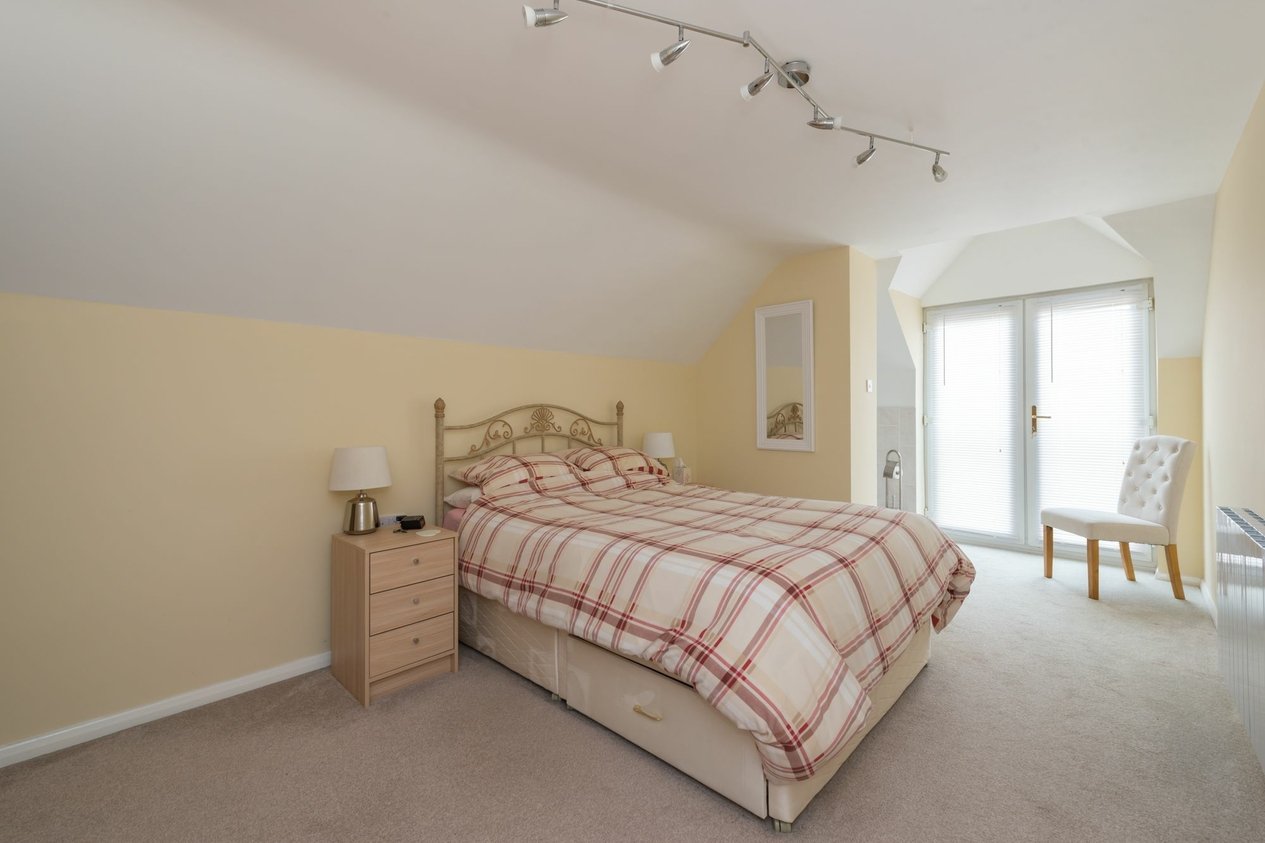 Properties For Sale in Cliffsend Road  Cliffsend