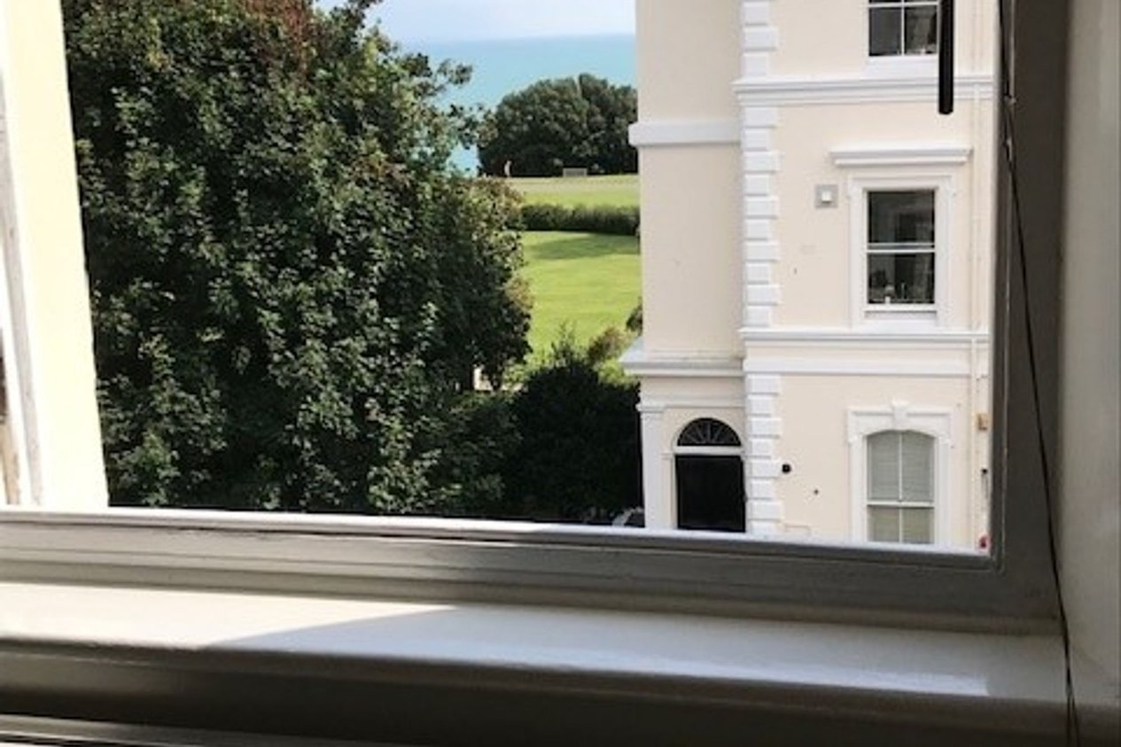 Properties For Sale in Bath Court  12-14 Clifton Crescent CT20