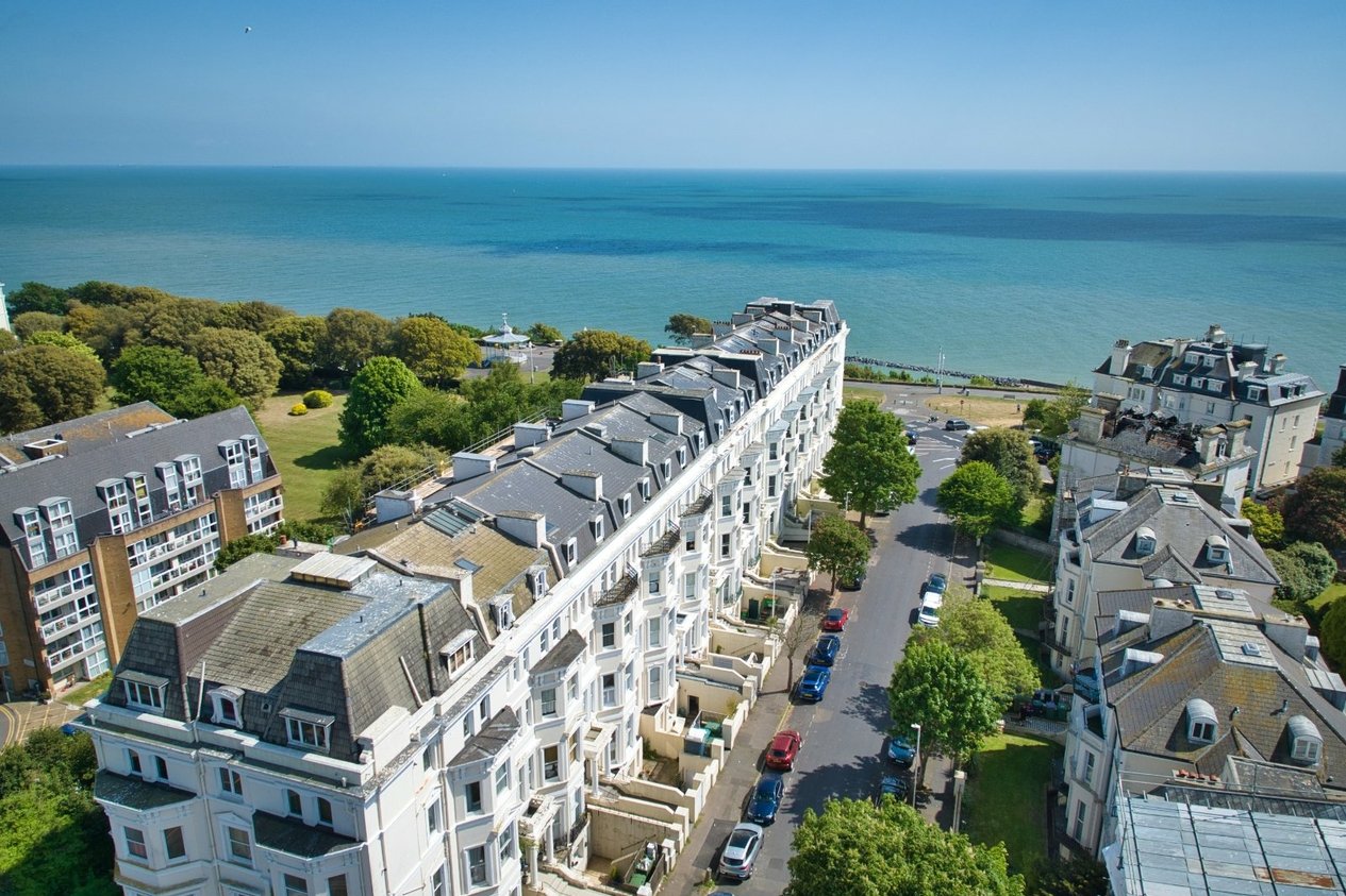 Properties Under Offer in Clifton Gardens Folkestone