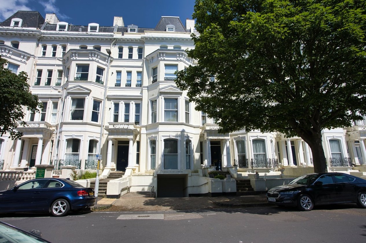 Properties For Sale in Clifton Gardens Folkestone