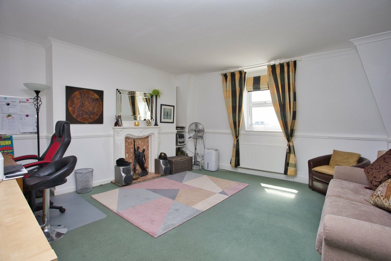 Properties For Sale in Clifton Gardens Folkestone