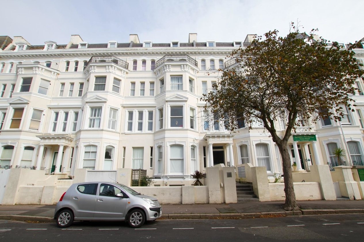 Properties Sold Subject To Contract in Clifton Gardens 