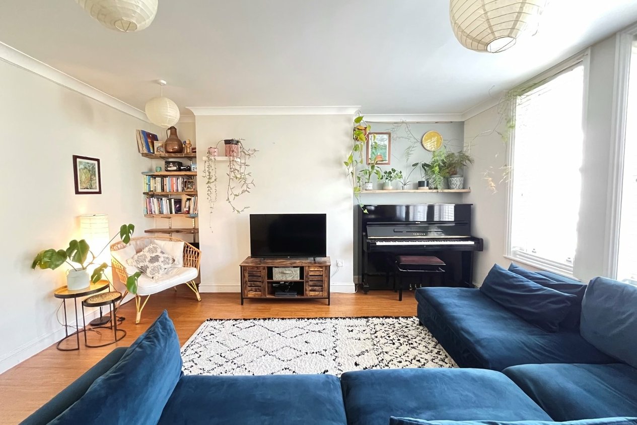 Properties Under Offer in Clifton Road Folkestone