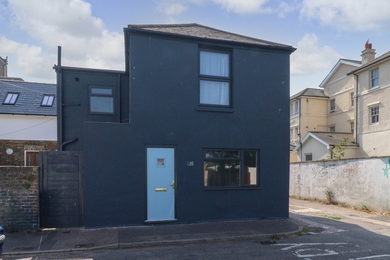 Properties For Sale in Clifton Road Margate