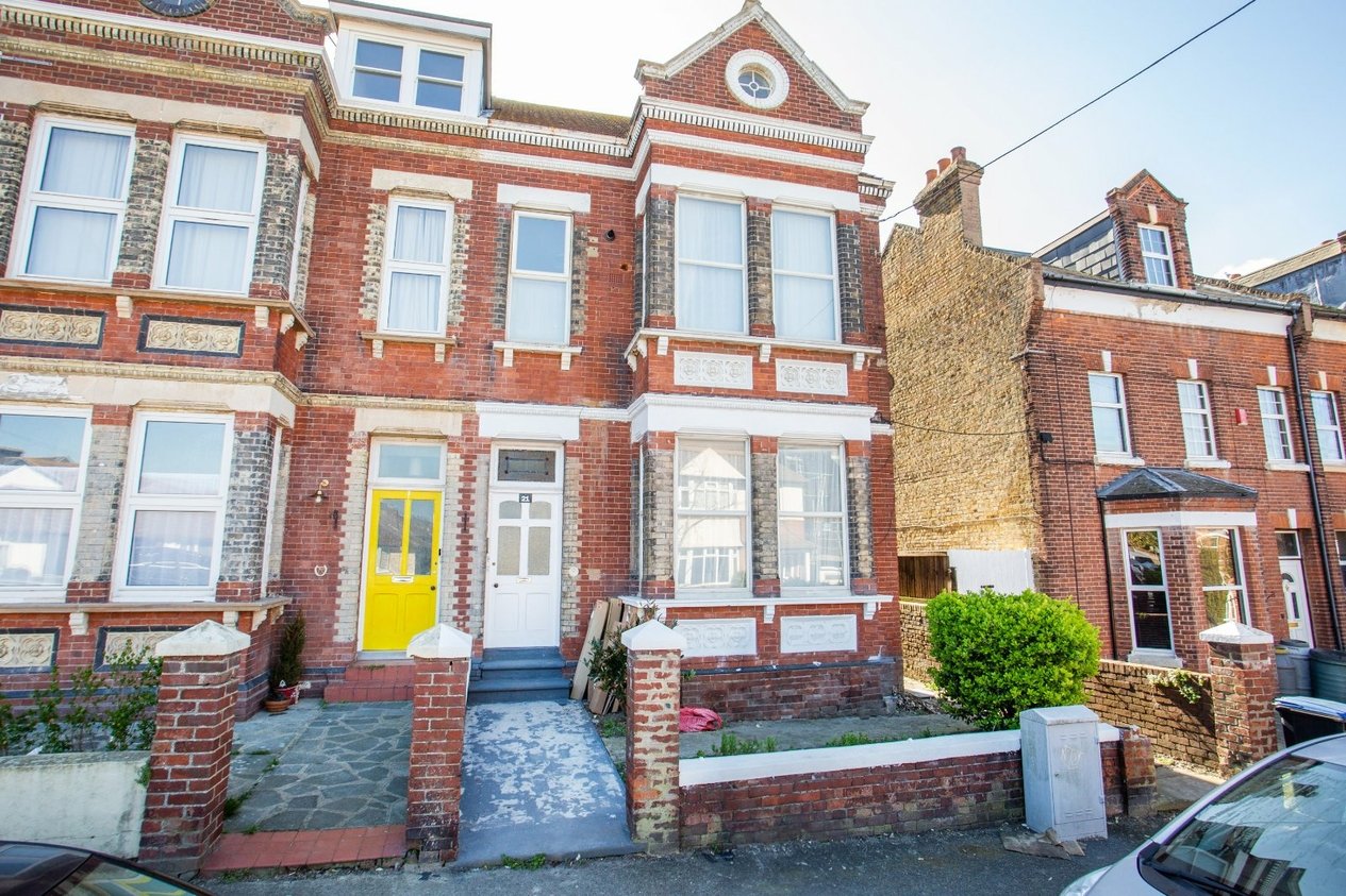 Properties For Sale in Cliftonville Avenue Margate