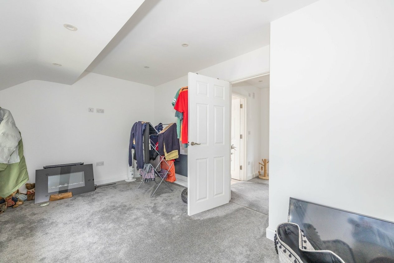 Properties For Sale in Clynton Way Ashford