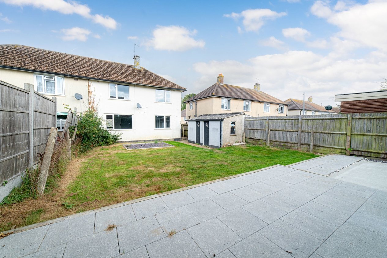 Properties Sold Subject To Contract in Clynton Way  Ashford