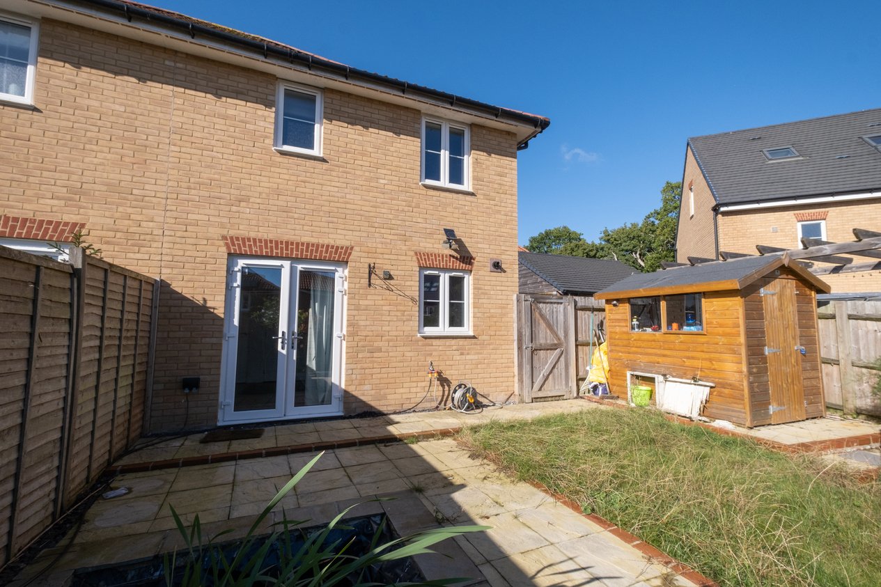 Properties Under Offer in Coalfield Grove Aylesham