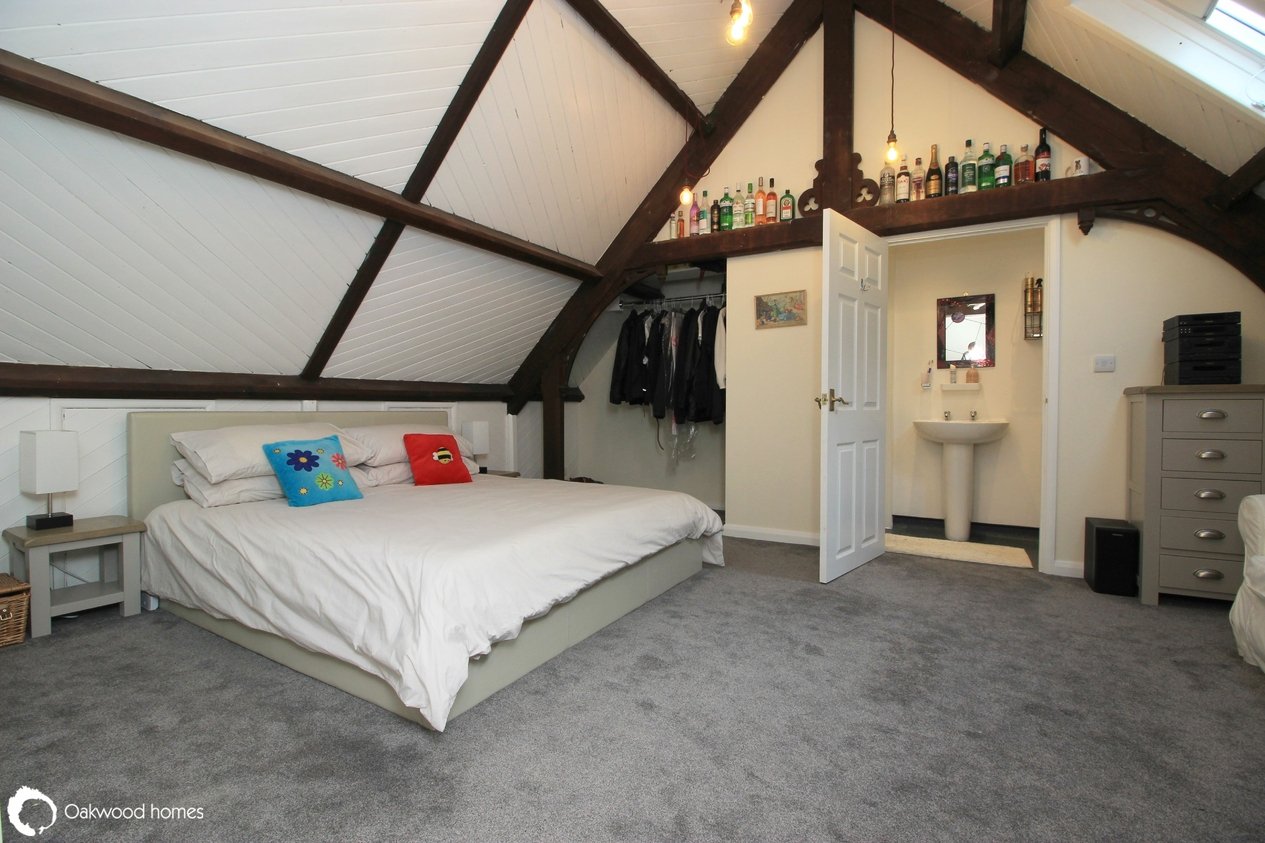 Properties For Sale in Cobb Court 