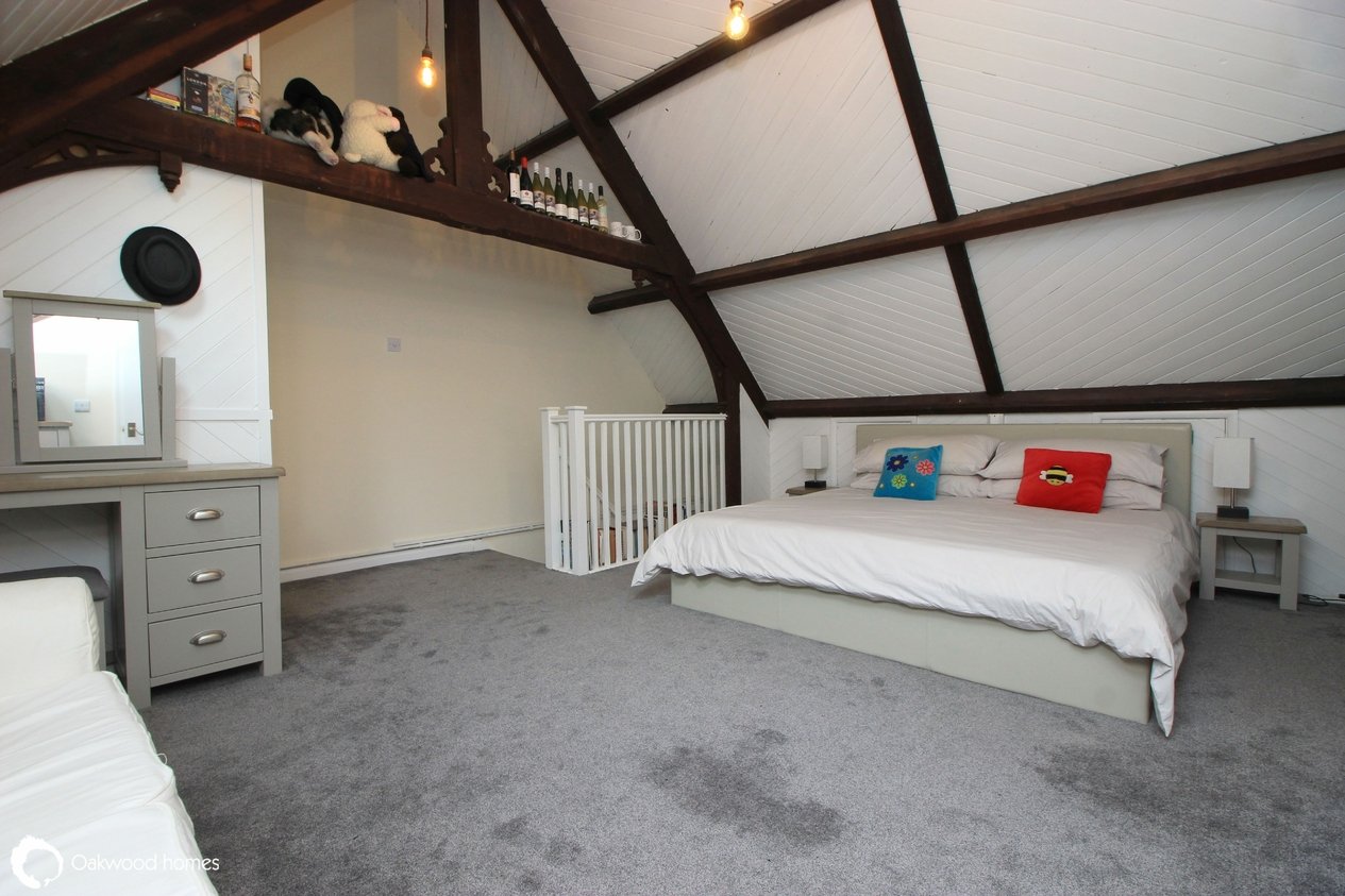 Properties For Sale in Cobb Court 