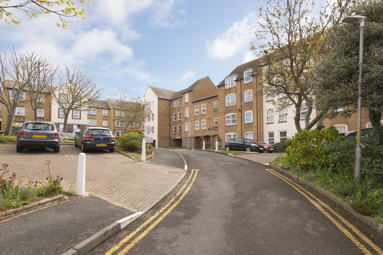 Properties Under Offer in Cobbs Place Margate