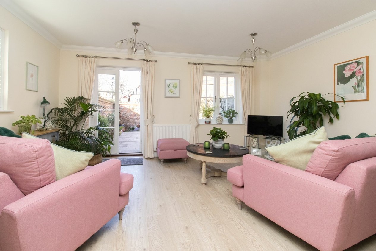 Properties For Sale in College Gardens  Westgate-On-Sea