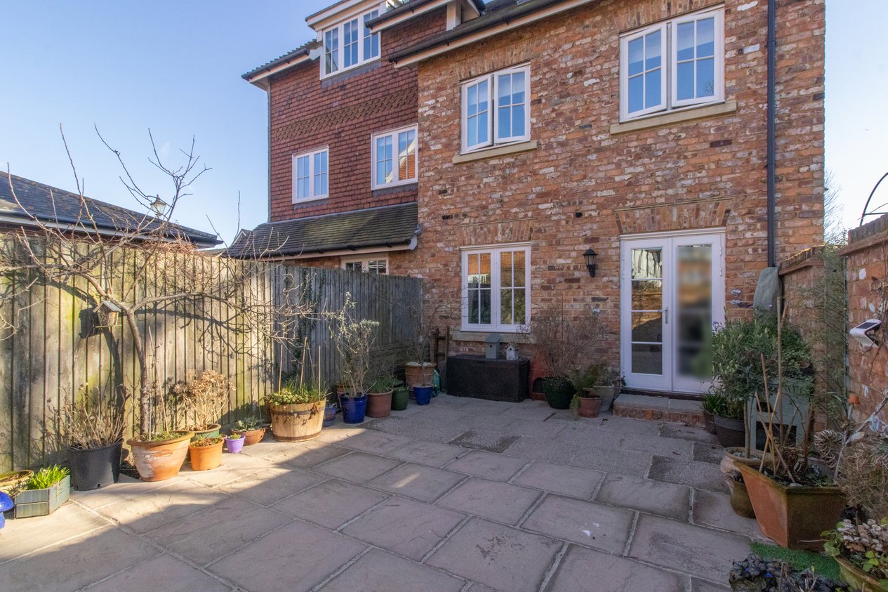 Properties For Sale in College Gardens Westgate-On-Sea