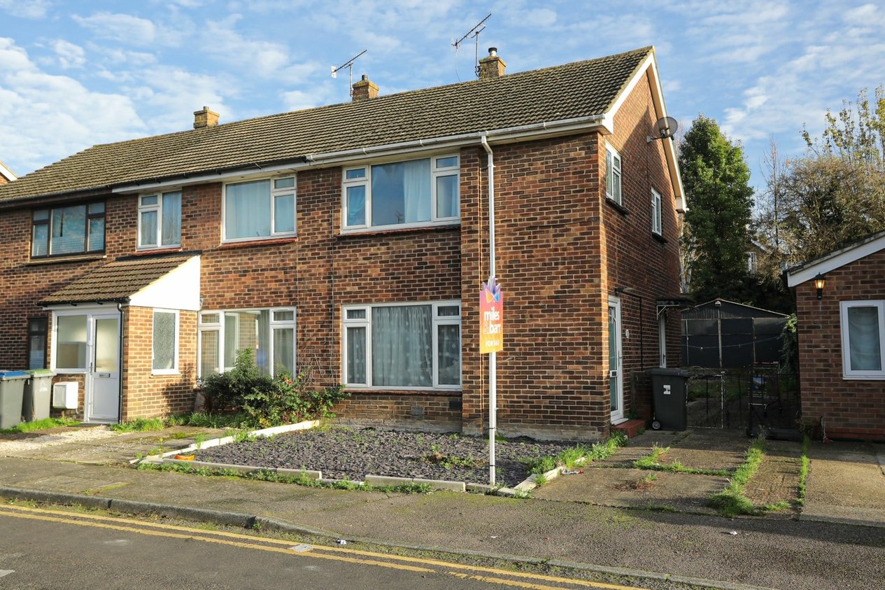 Properties For Sale in College Road  Canterbury