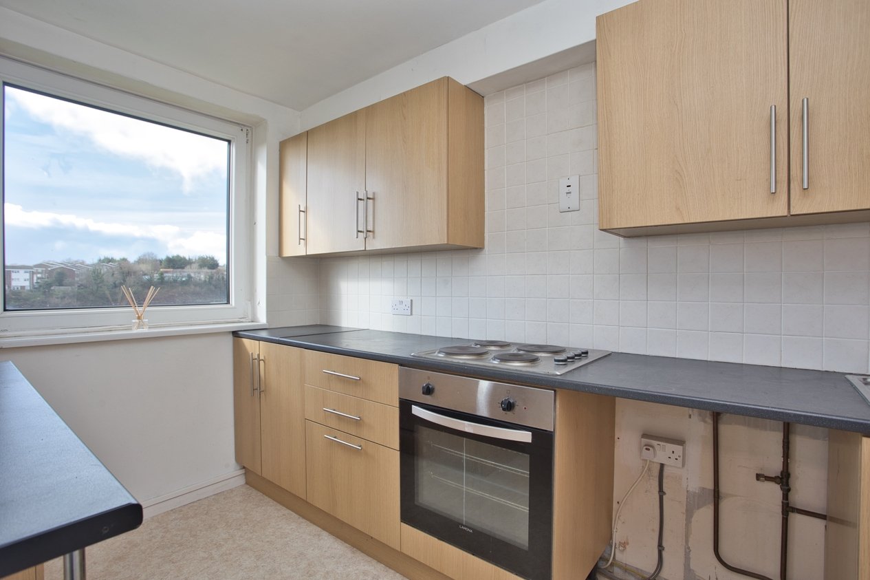 Properties For Sale in Collingwood Rise Folkestone