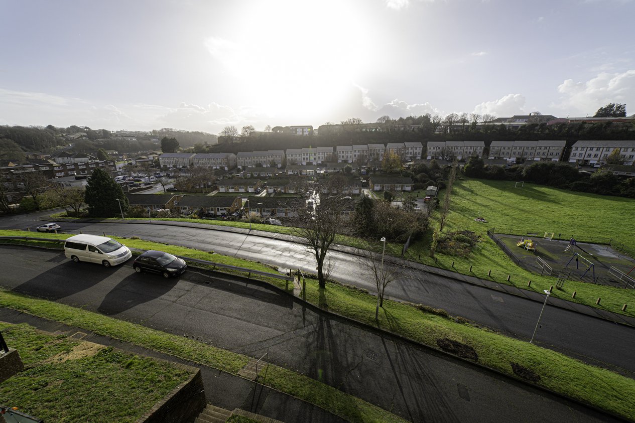 Properties For Sale in Collingwood Rise Folkestone