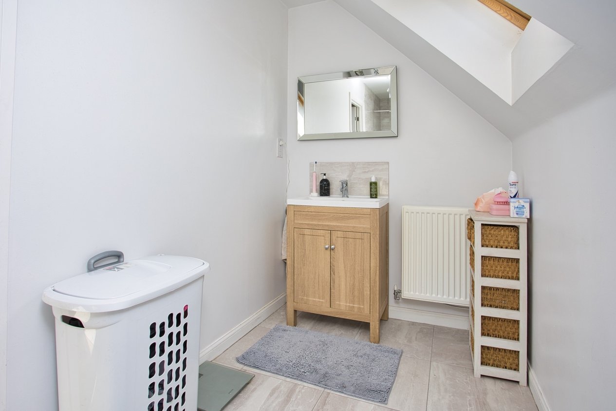 Properties Under Offer in Colmanton Grove Deal