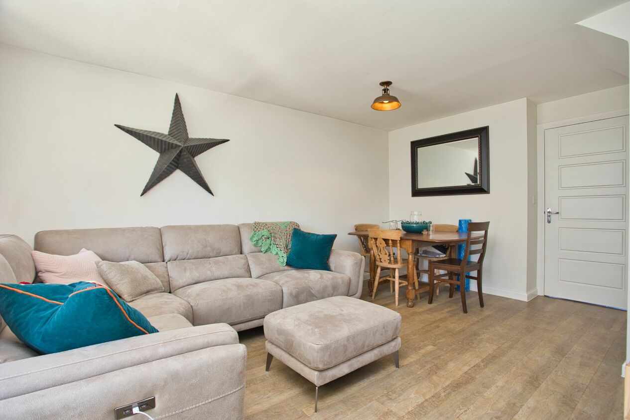 Properties For Sale in Colmanton Grove  Sholden