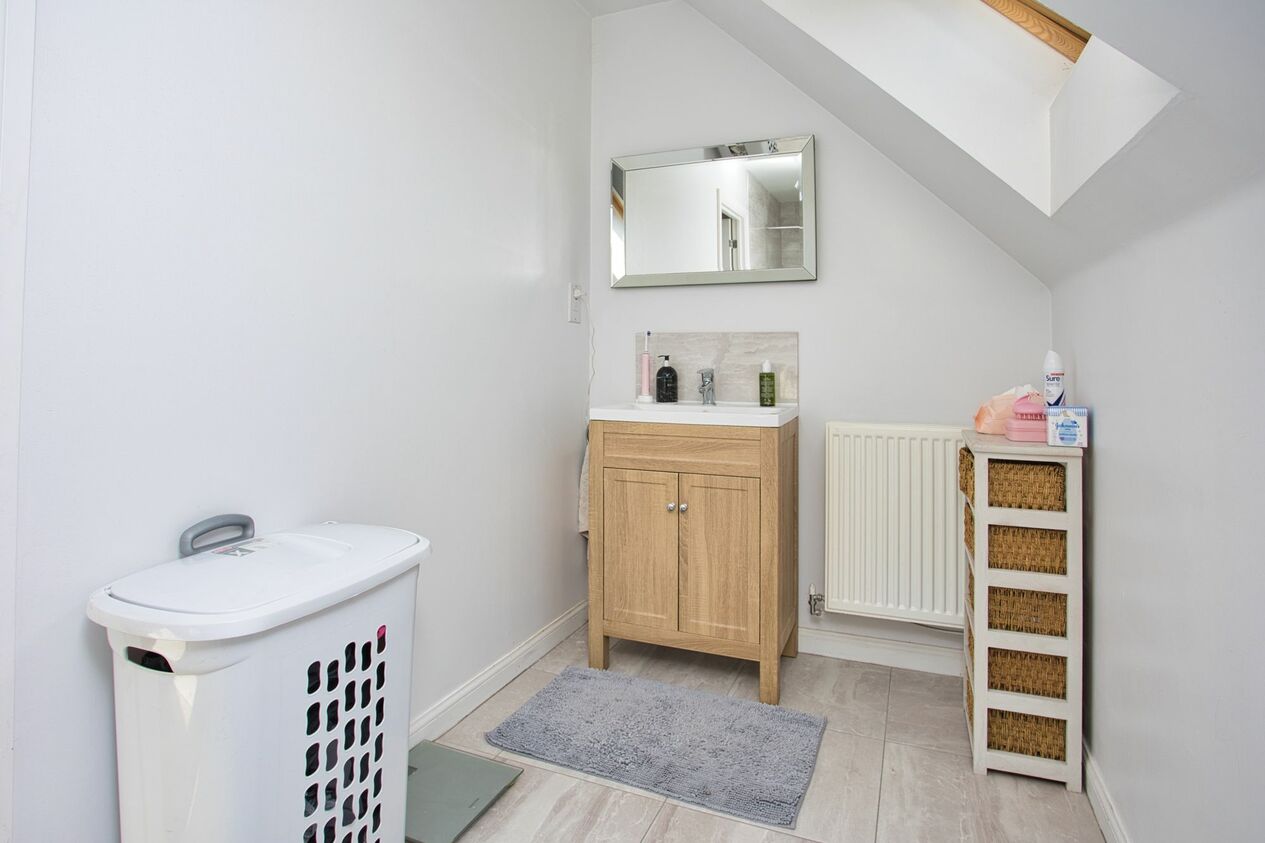 Properties For Sale in Colmanton Grove  Sholden