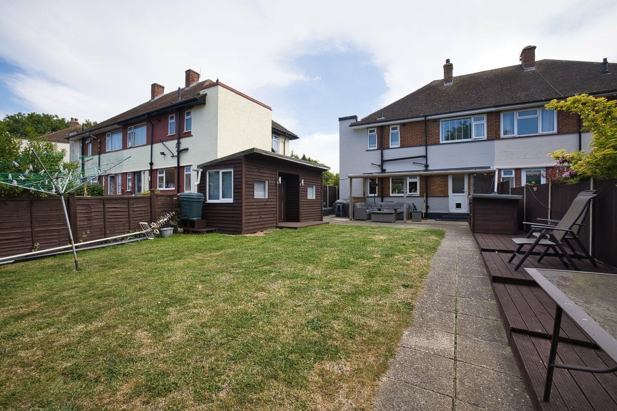 Properties Under Offer in Colombo Square Ramsgate