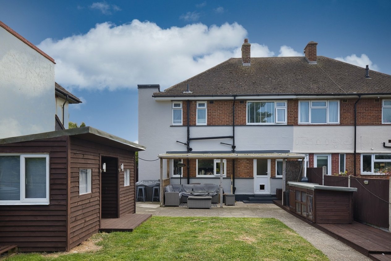 Properties Under Offer in Colombo Square Ramsgate