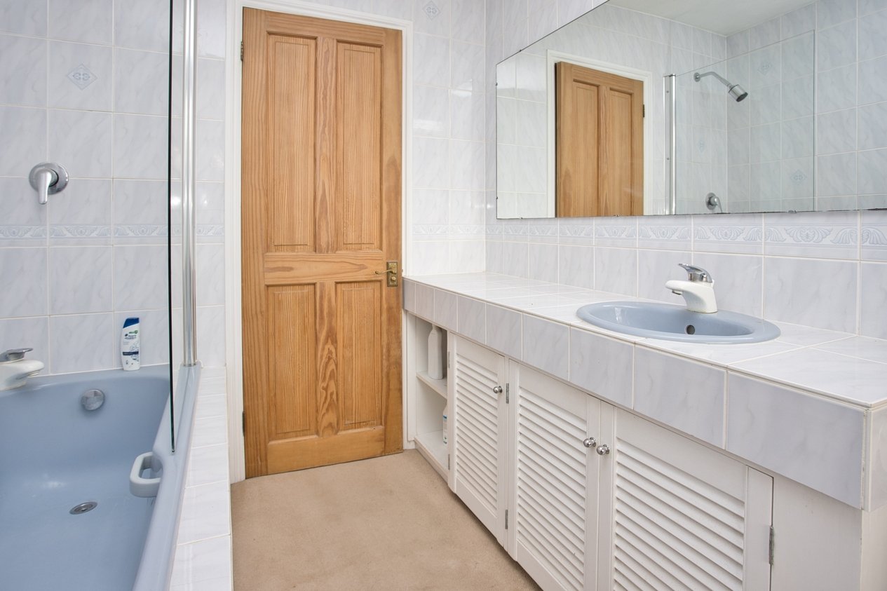 Properties For Sale in Common Lane Dover