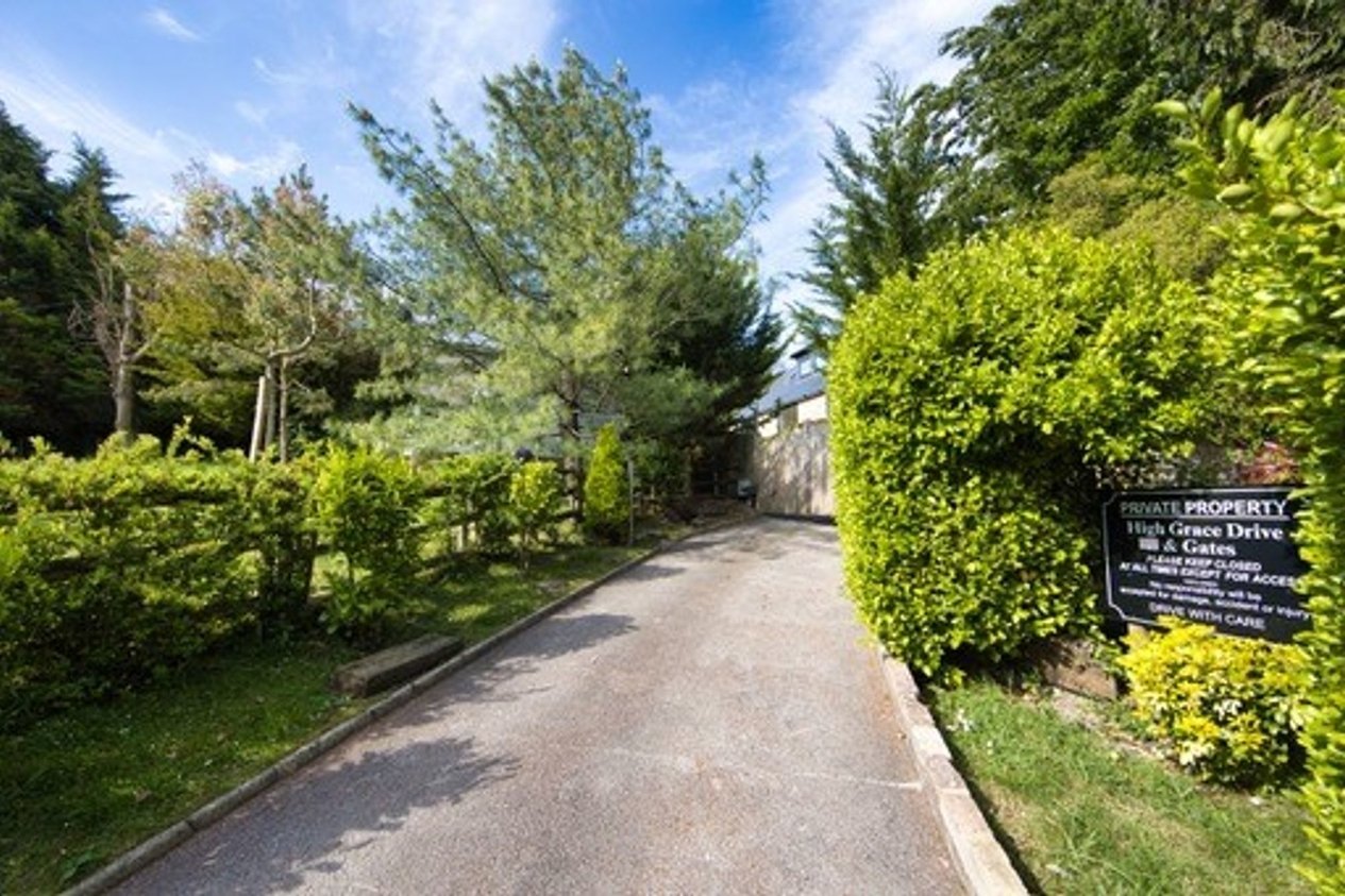 Properties For Sale in Common Lane  River