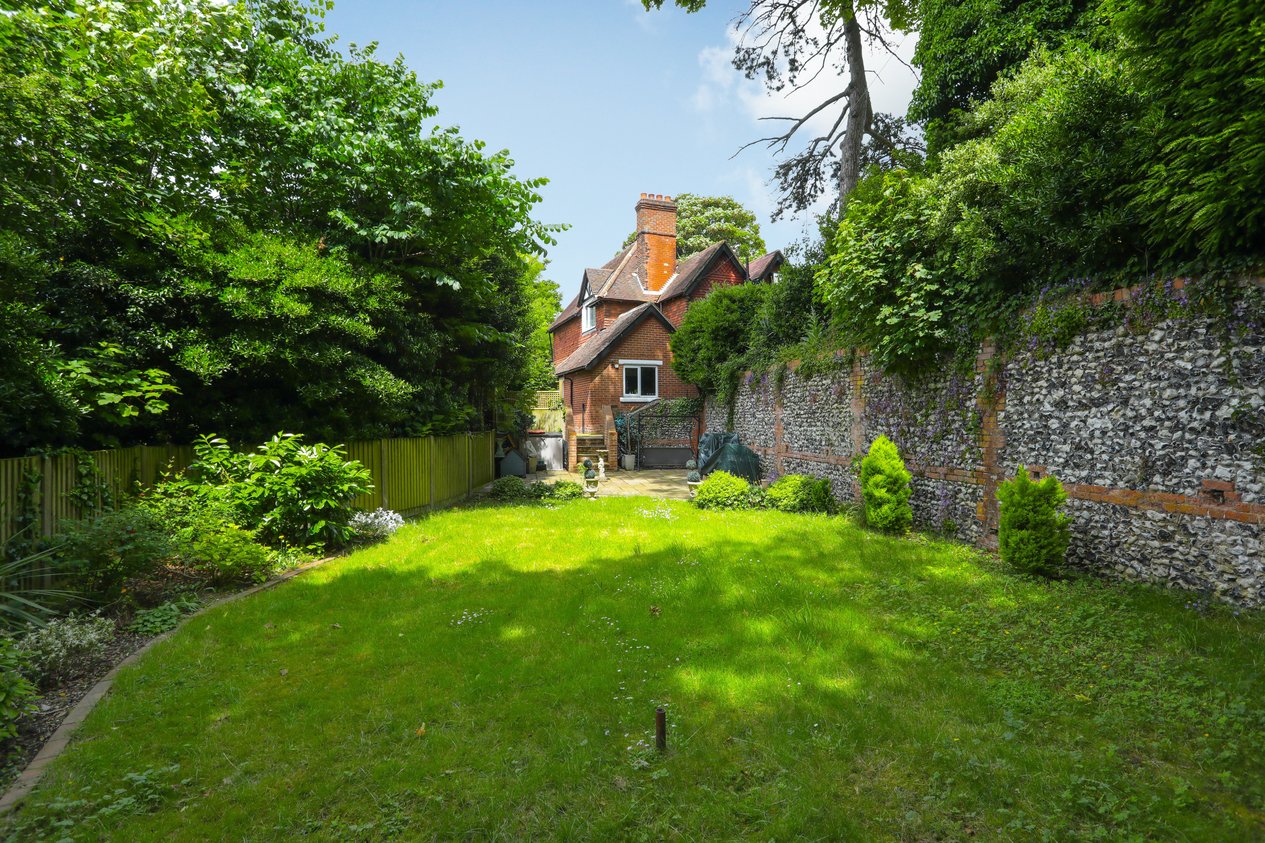 Properties For Sale in Connaught Park, Connaught Road Dover
