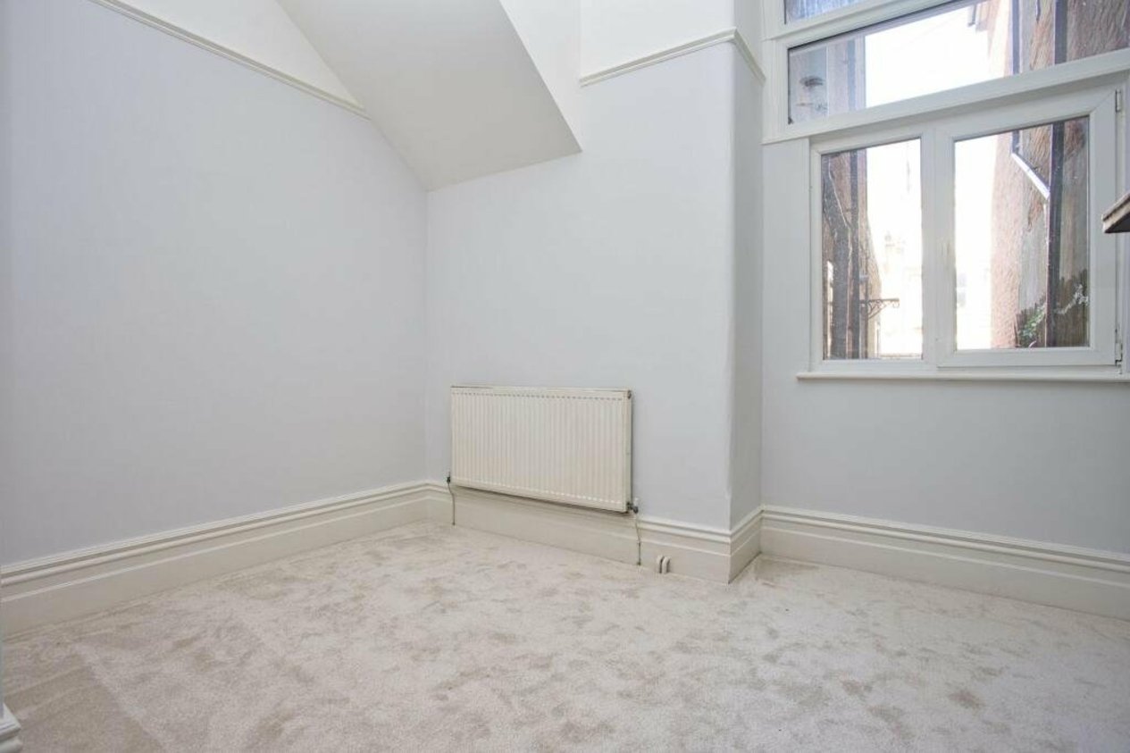 Properties Under Offer in Connaught Road Folkestone
