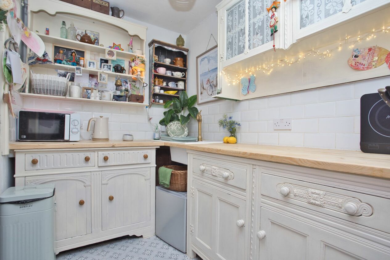 Properties Sold Subject To Contract in Connaught Road  Folkestone