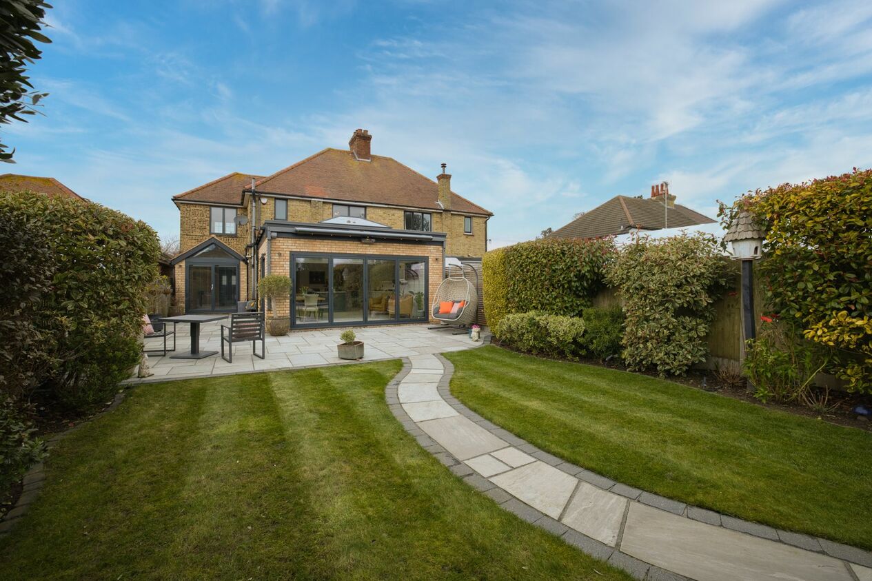 Properties For Sale in Convent Road  Broadstairs