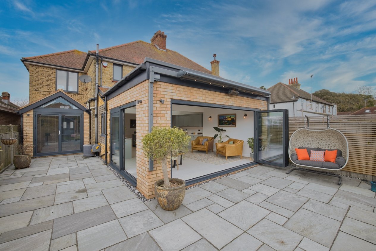 Properties Under Offer in Convent Road Broadstairs