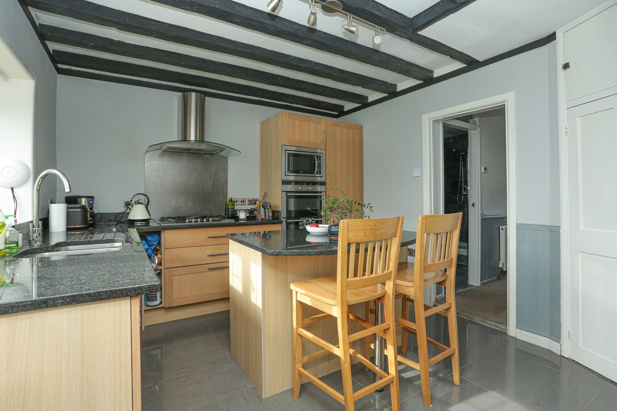 Properties For Sale in Conyngham Lane Canterbury