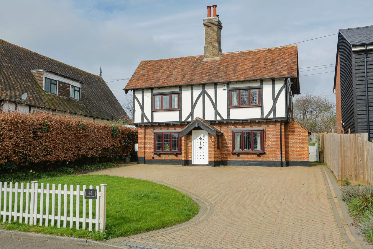 Properties For Sale in Conyngham Lane Canterbury